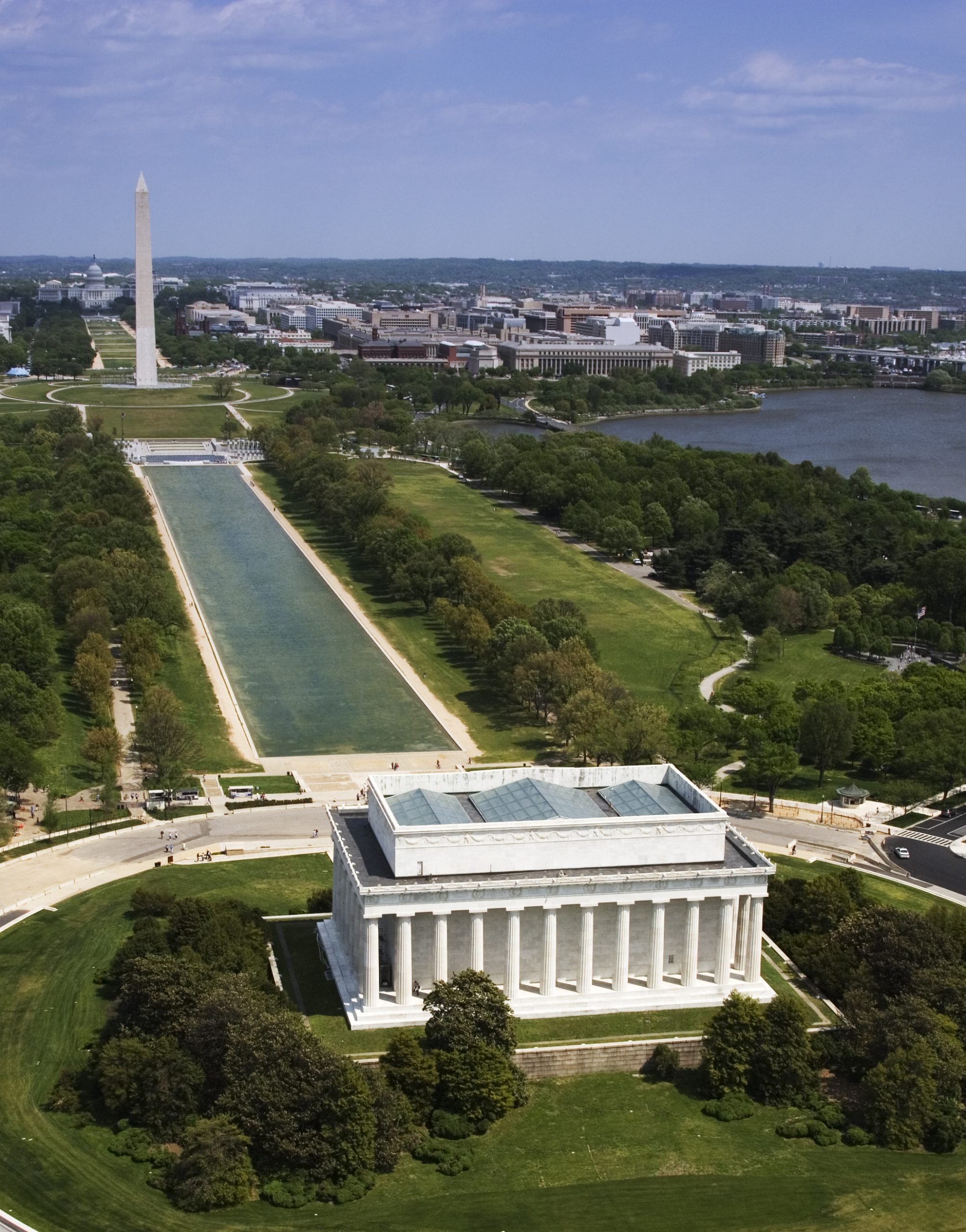 The Lincoln Memorial end of the National Mall, on the walk from the Foggy Bottom home to the Tidal Basin