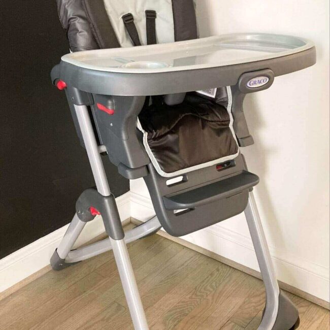 Two free Graco high chairs convertible to booster seats, available upon request.