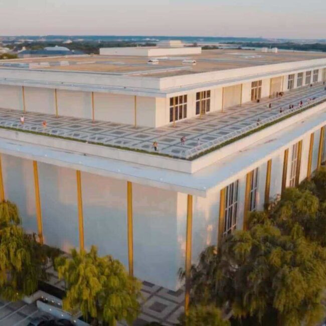 The Kennedy Center for Performing Arts within a 10-minute walk.